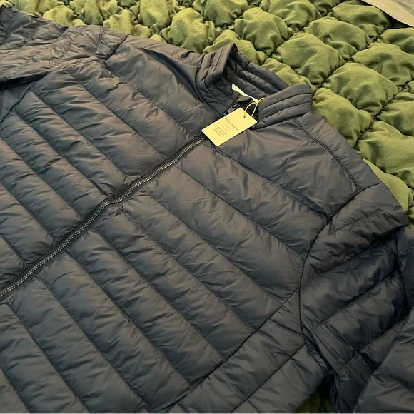 Peter Millar All Course Puffer Jacket | Men’s XL | New with Tags | Navy Blue - Picture 2 of 6